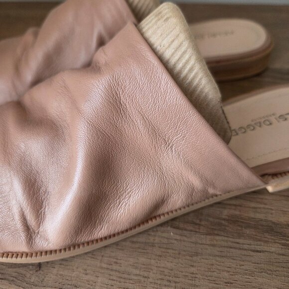 EUC KELSI DAGGER BROOKLYN NUDE SUPER SOFT LEATHER SANDALS SIZE 9.5 - Picture 10 of 16